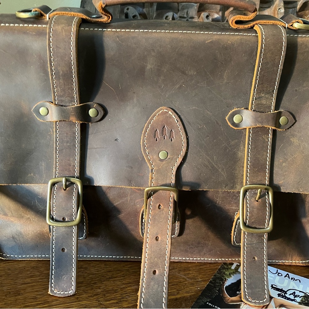 Men's Portland Leather Goods XL Canyon Messenger Briefcase Satchel Bag